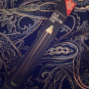 FINAL SALE❗️Smashbox Green Color Correcting Stick